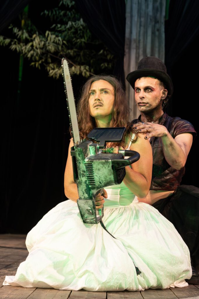 Szenenfoto aus "Ein Sommernachtstraum" am Monbijou Theater